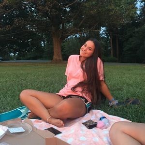 Meet your Posher, Sage